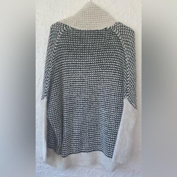 NWT RD Style oversized black / cream acrylic blend open front cardigan; size S - Picture 7 of 8